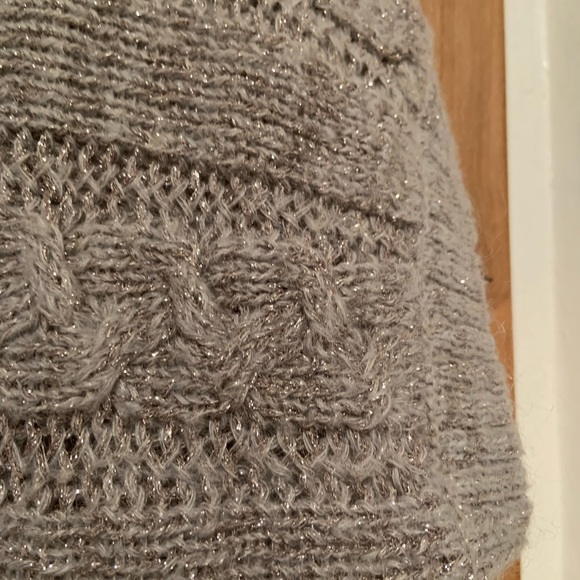 Express sweater - Picture 3 of 3